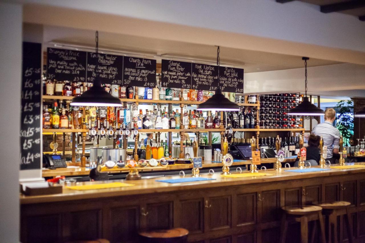 The Bell - Brunning And Price Hotell Alderminster Eksteriør bilde