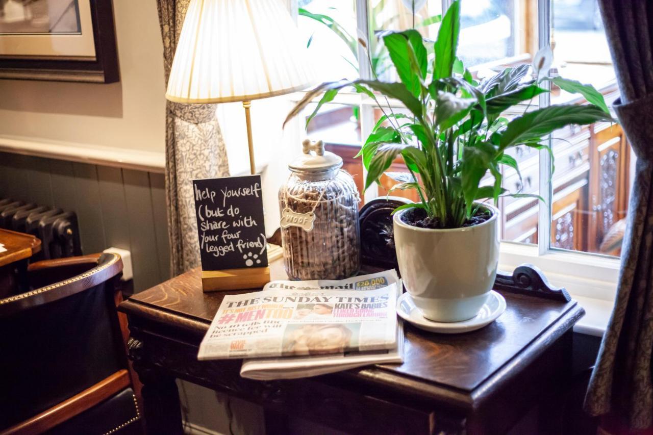 The Bell - Brunning And Price Hotell Alderminster Eksteriør bilde