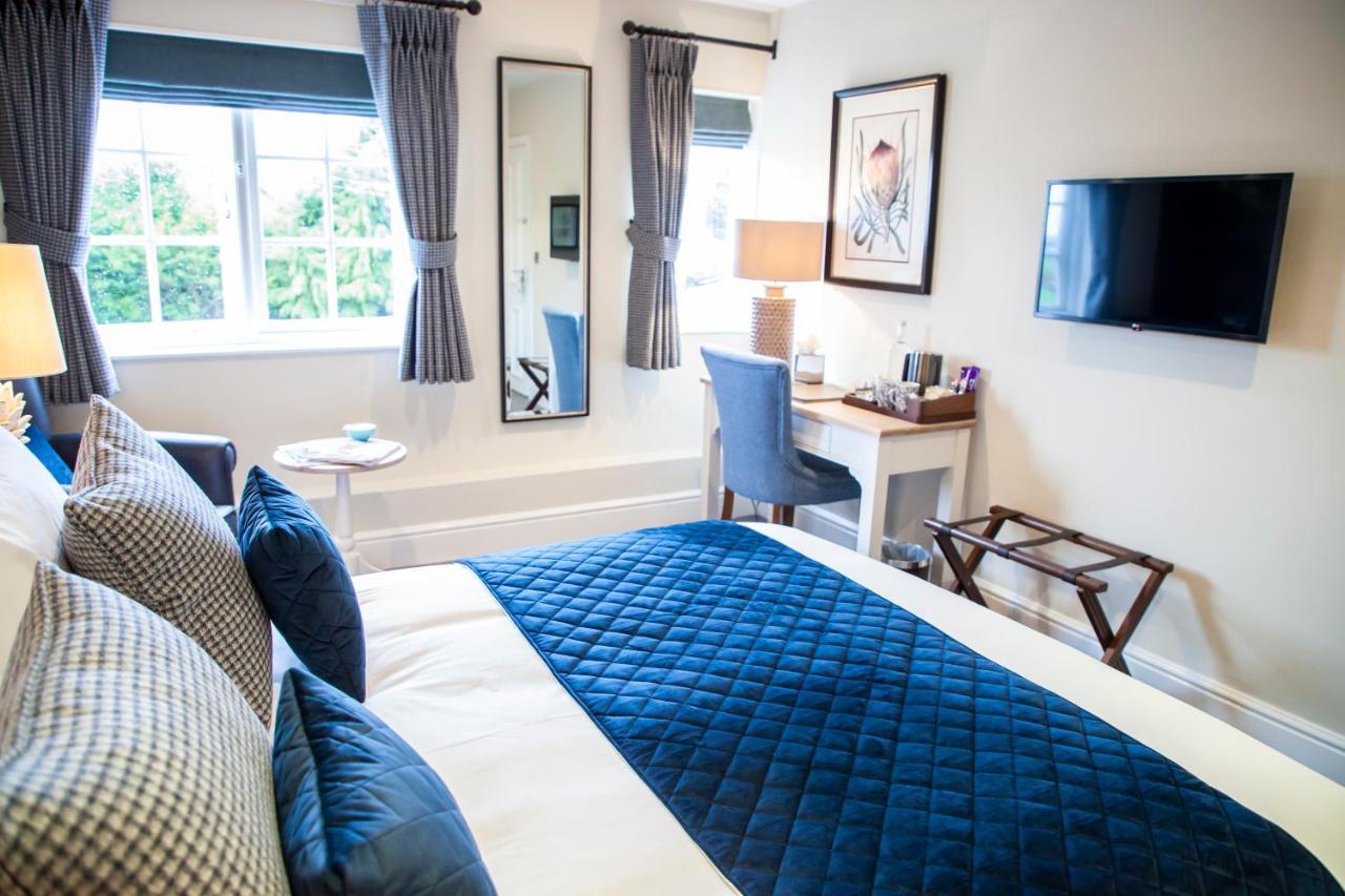 The Bell - Brunning And Price Hotell Alderminster Eksteriør bilde