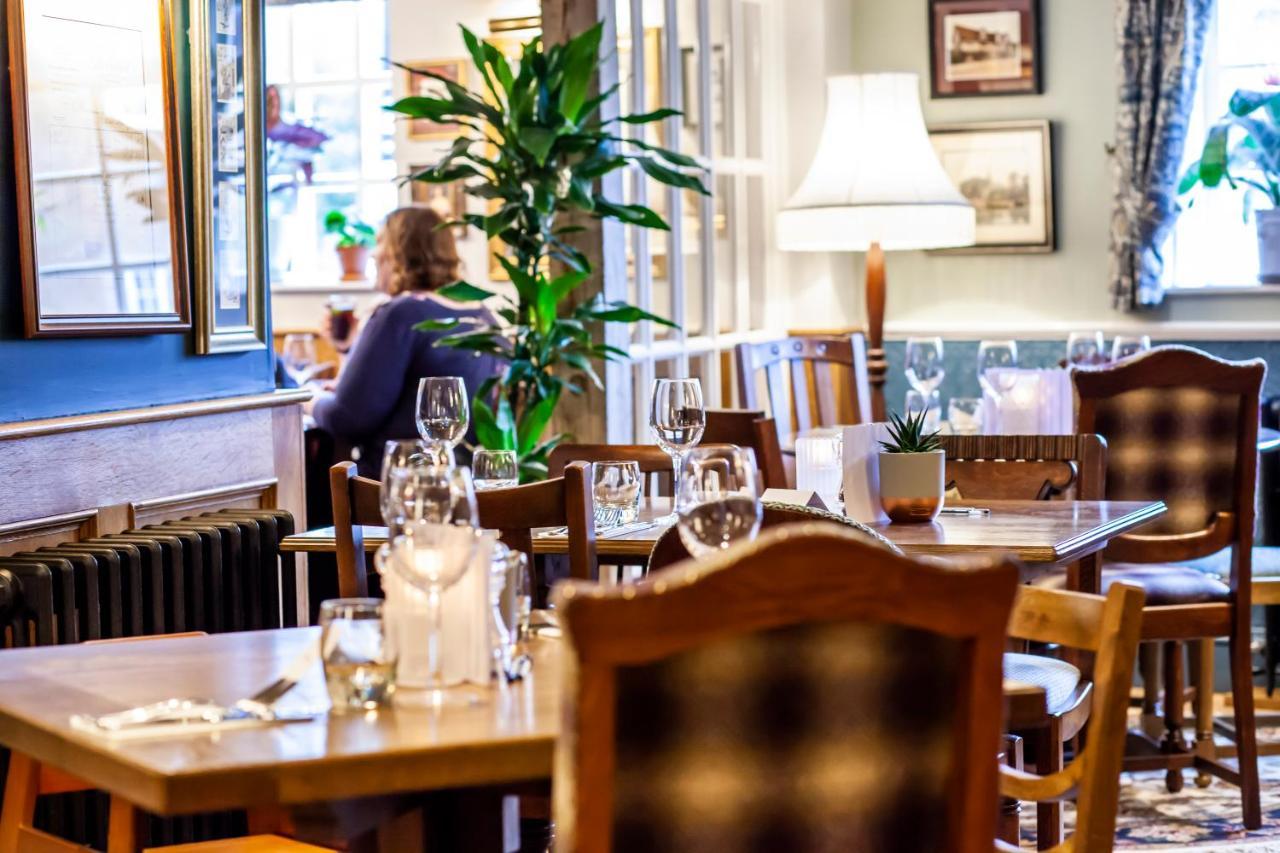The Bell - Brunning And Price Hotell Alderminster Eksteriør bilde